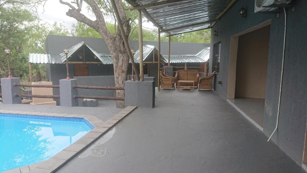 Svh Bush Lodge Marloth Park Exterior photo